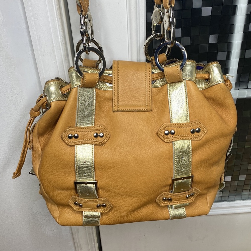 💕 Gustto tan gold Italian leather large satchel bag gorgeous 💕 - Picture 3 of 16